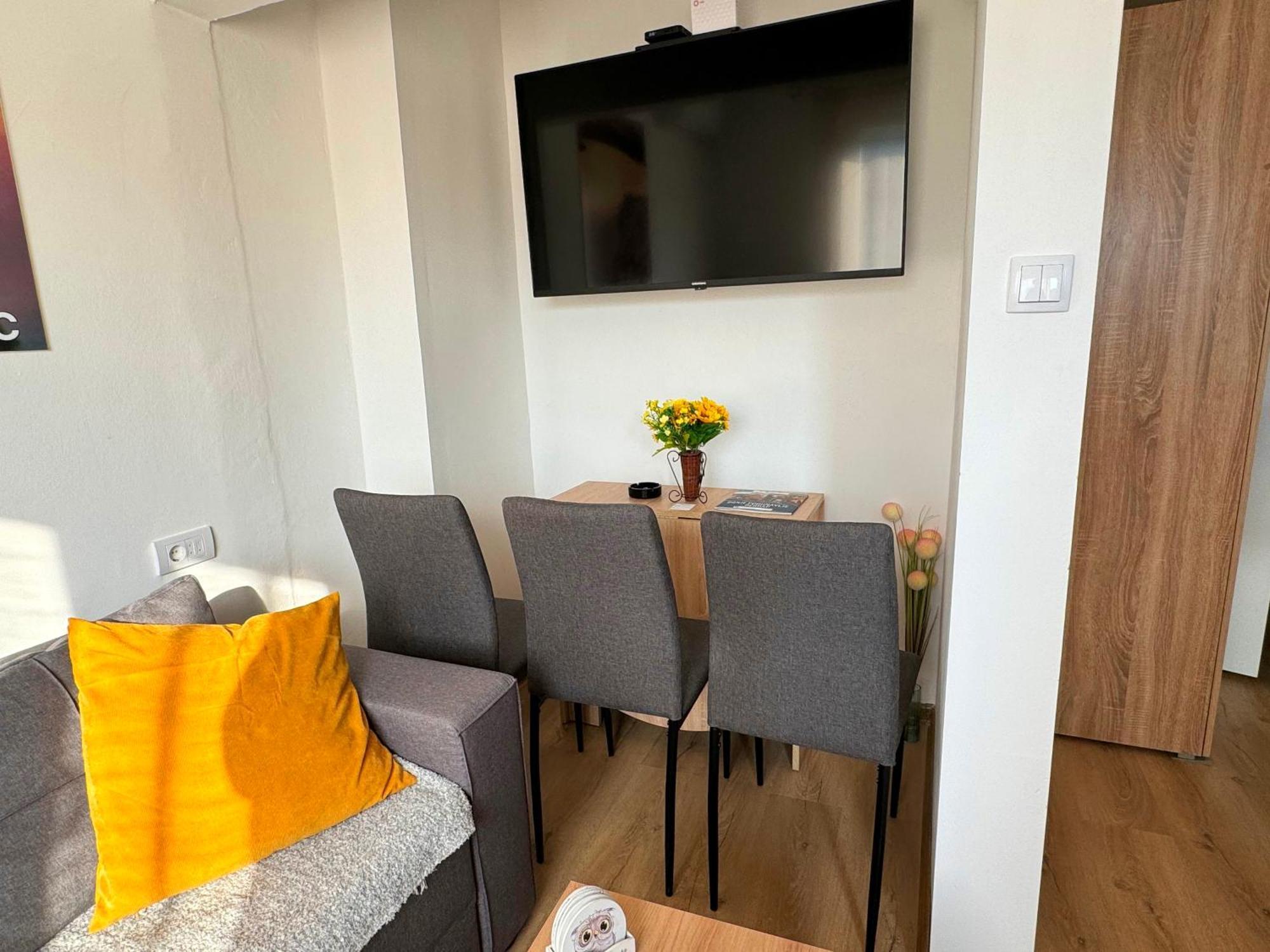 דונג'י מלינובאץ' Vuk Apartman מראה חיצוני תמונה